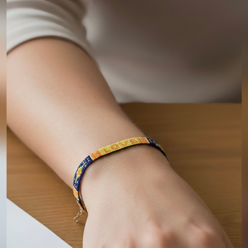 New women handmade weaving LOVE bracelet 7.5" long